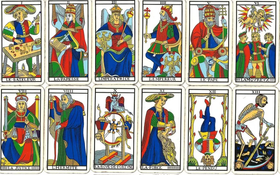 IL MISTERIOSO MONDO DEI TAROCCHI